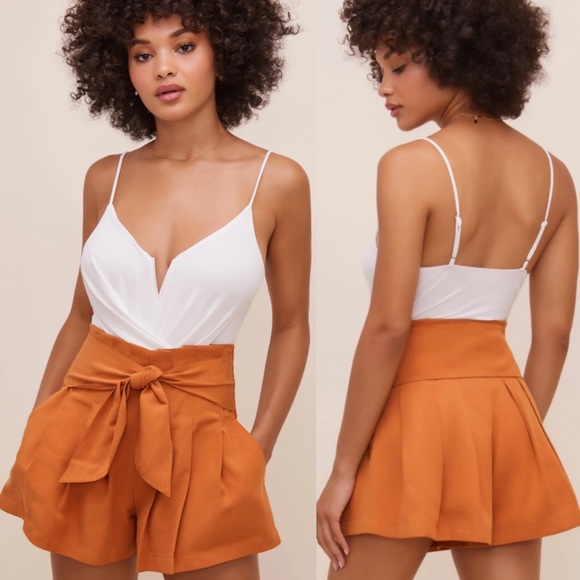 ASTR the Label Marika Tie Waist Shorts in Color Spice - Picture 4 of 16